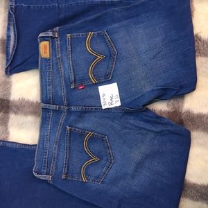 Levi's